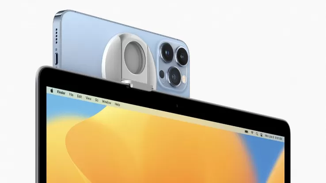 Esempio di utilizzo della funzione Continuity Camera integrata nei sistemi Apple