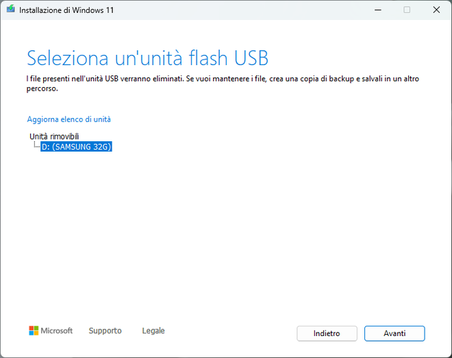 Scelta tra unità flash USB e file ISO per l’installazione di Windows 11