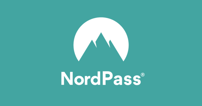 Schermata di login e vault di NordPass, sviluppato da NordSec