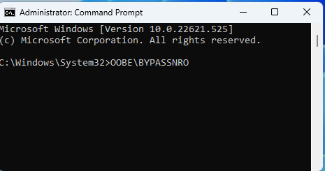 Inserimento del comando OOBE\BYPASSNRO per disabilitare l’obbligo di rete su Windows 11