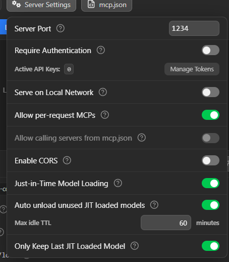 Impostazioni del server locale di LM Studio con la porta 1234, CORS e caricamento dei modelli su richiesta