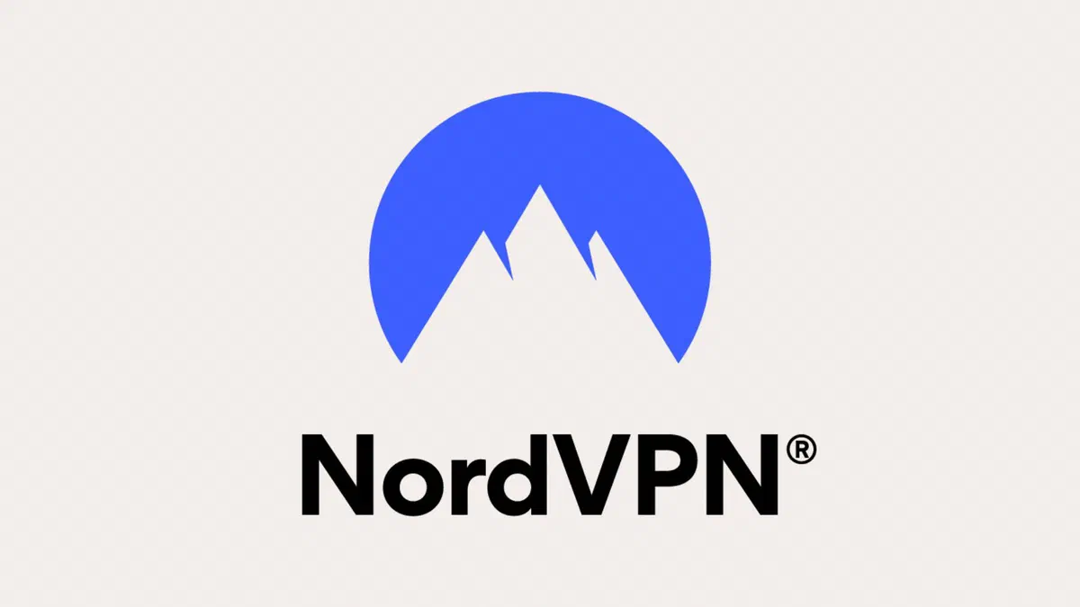 Applicazione di una VPN aperta su un computer portatile con la mappa dei server